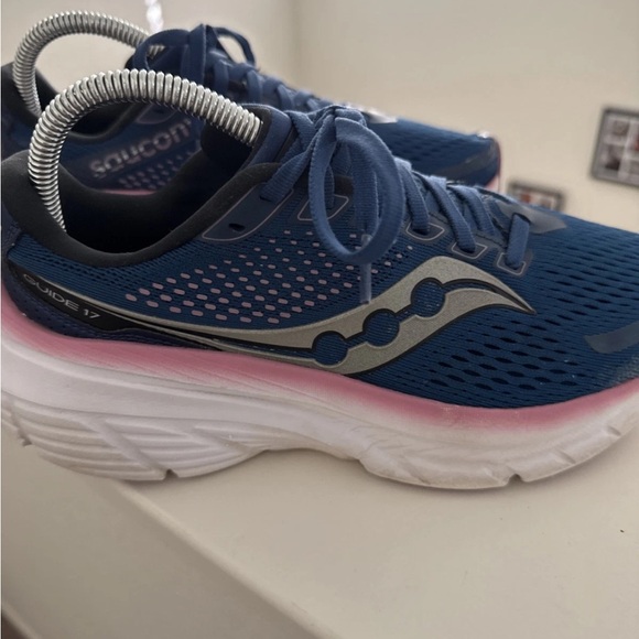 Saucony Guide 17 Womens 8 Shoes Blue Running Sneaker S10936-106 Walking Gym - Picture 9 of 9